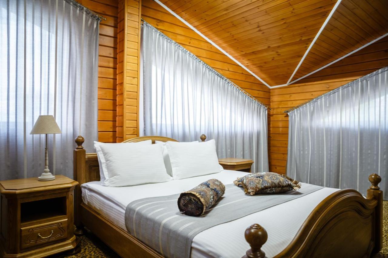 Guest House Chalet Taraz Ngoại thất bức ảnh