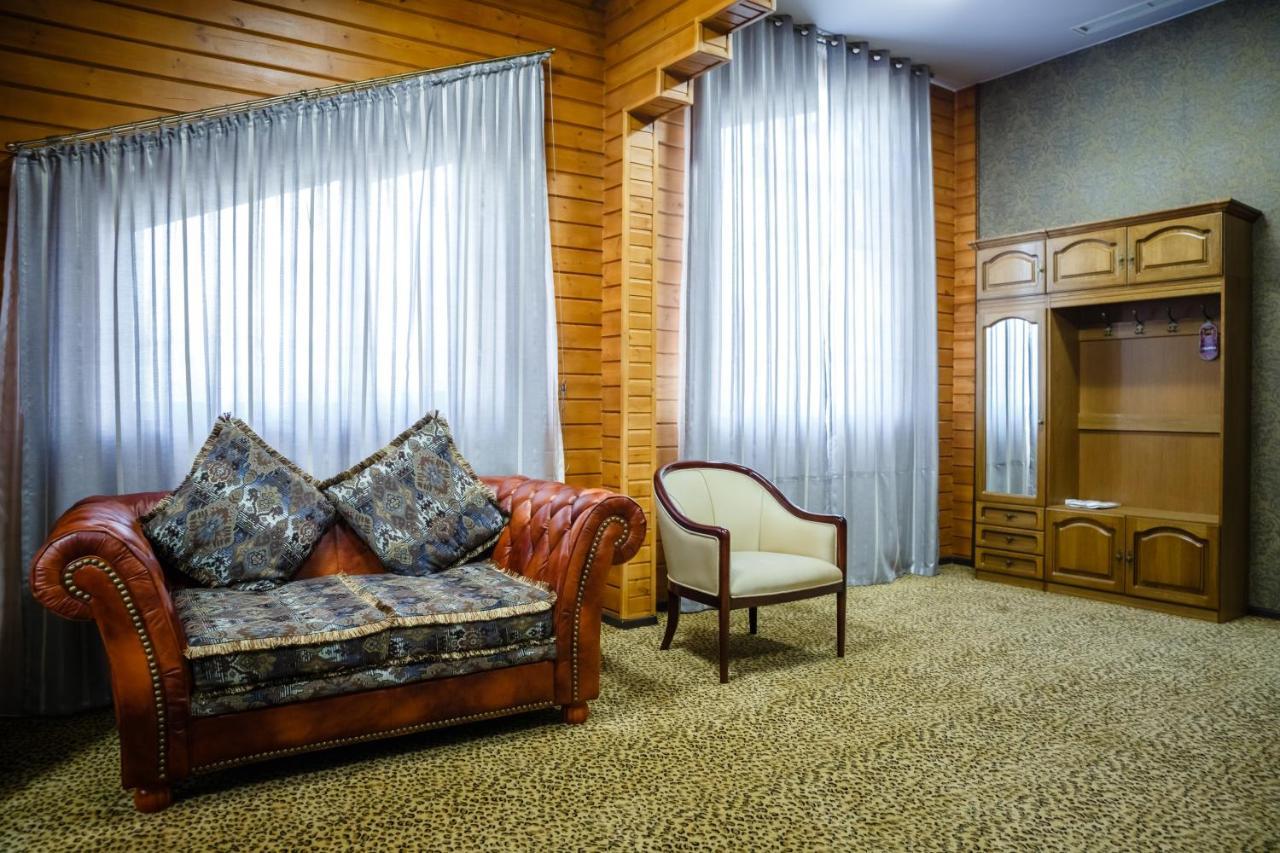 Guest House Chalet Taraz Ngoại thất bức ảnh