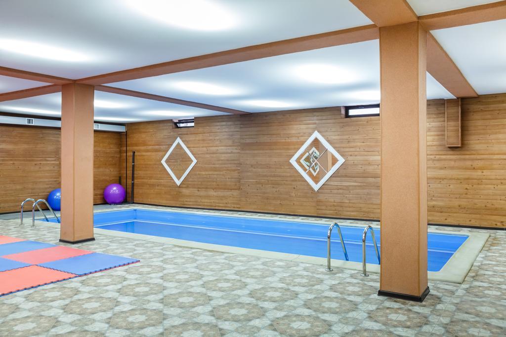 Guest House Chalet Taraz Ngoại thất bức ảnh