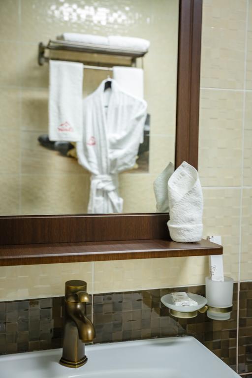 Guest House Chalet Taraz Ngoại thất bức ảnh
